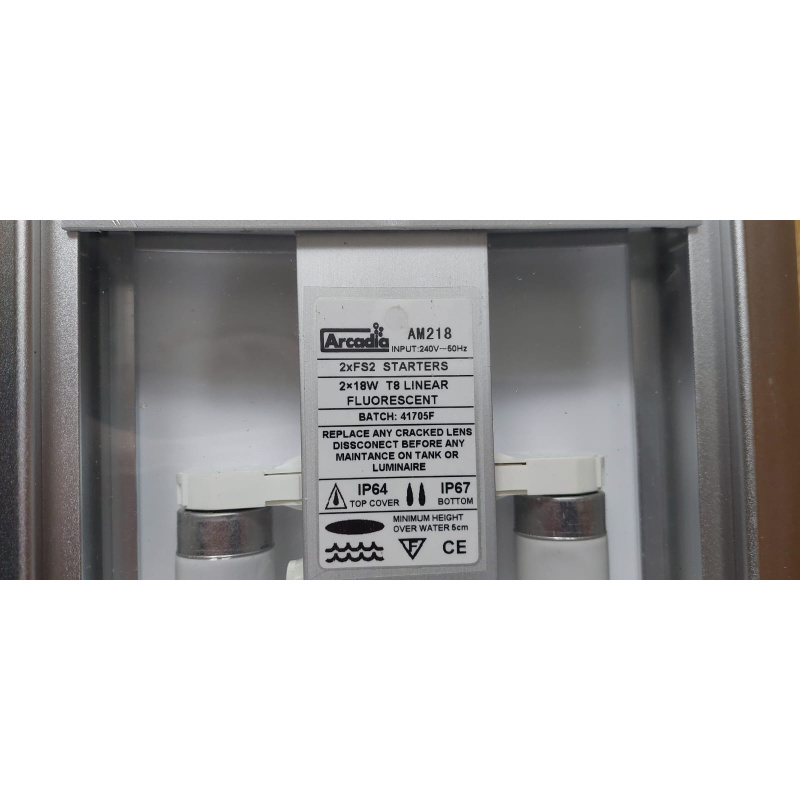 ARCADIA  hangable fluorescent aquarium lighting unit